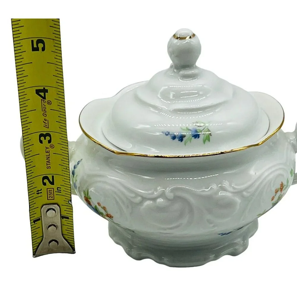 Wawel China Rose Garden Sugar‎ Bowl with Lid Poland Embossed Gold Gilt 5 inch